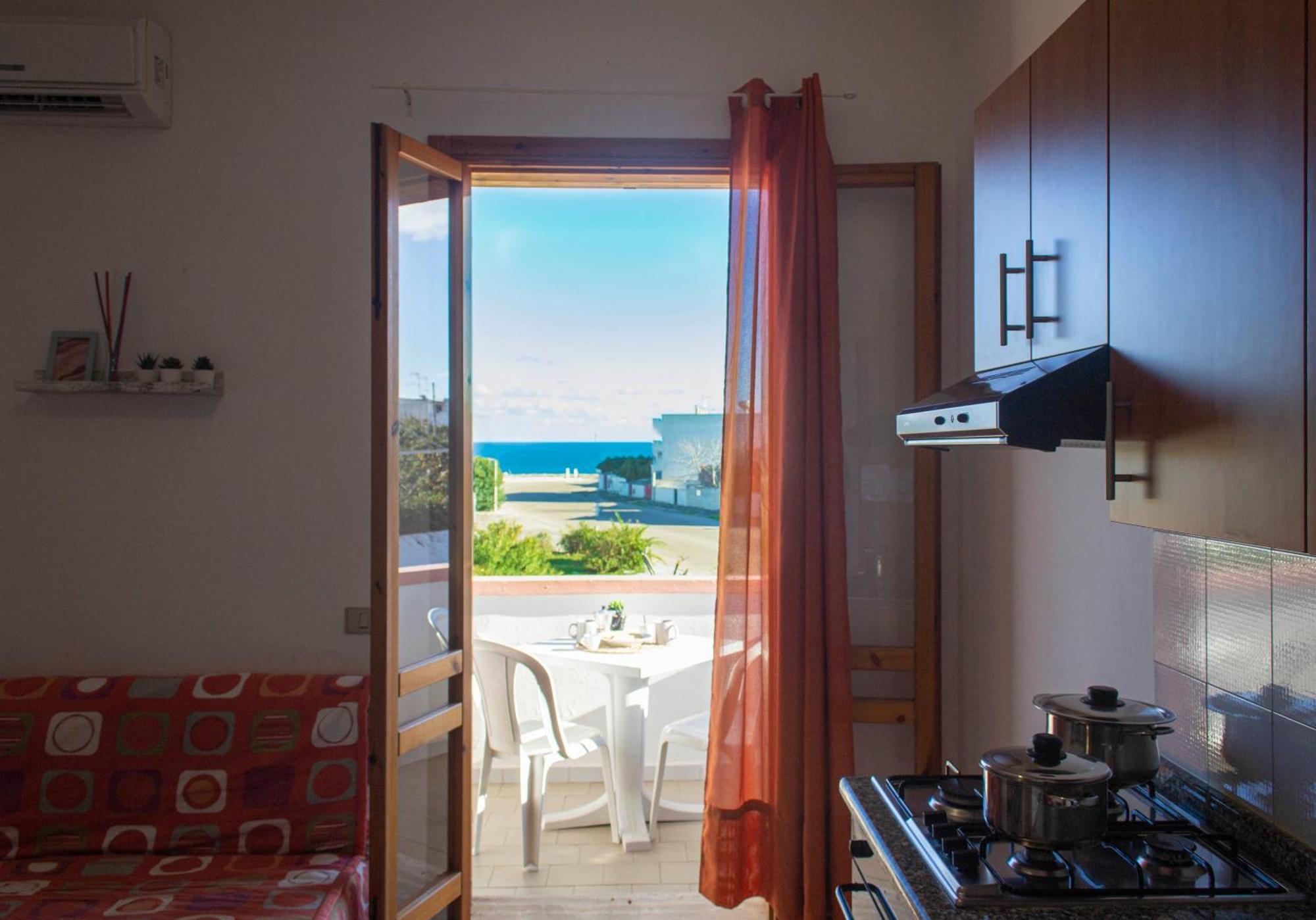 Residence Tre Palme - Localo Torre dell'Orso Esterno foto